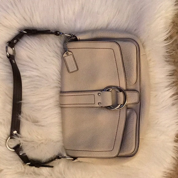 Coach purse! - Picture 9 of 9